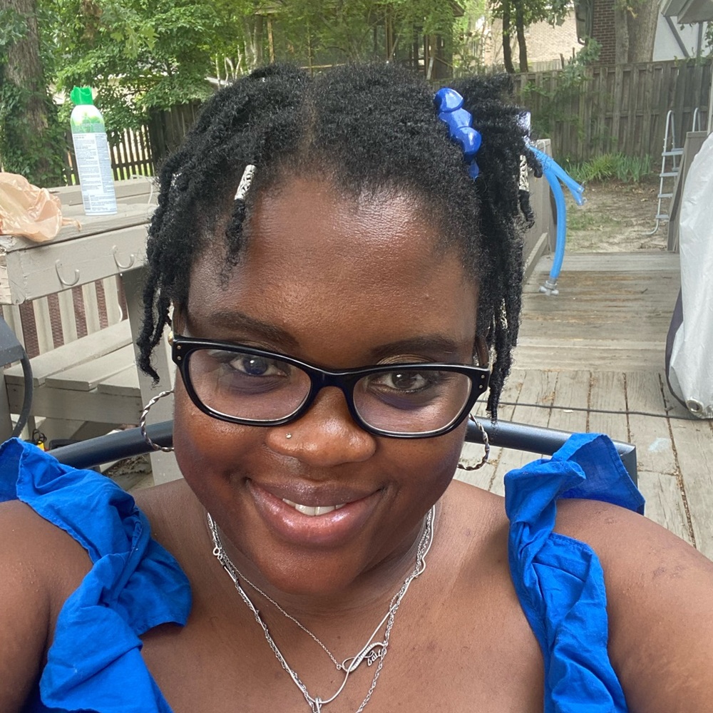 Meet your Posher, Shakima